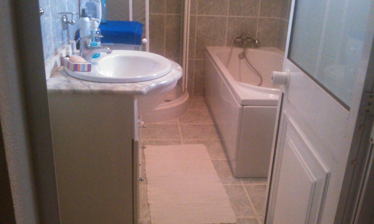 Alfazema Apartment Sao Sebastiao ภายนอก รูปภาพ